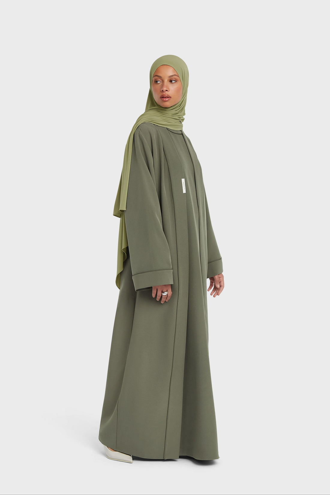 Essential Abaya  Court | Dusty Olive