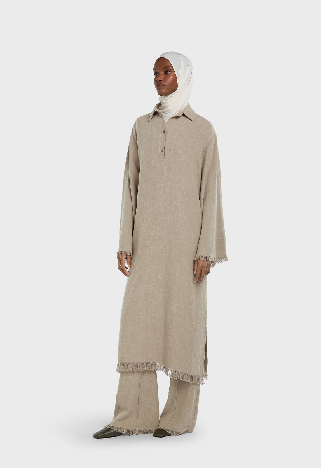 Frayed Hem Chemise Robe | Desert Brown
