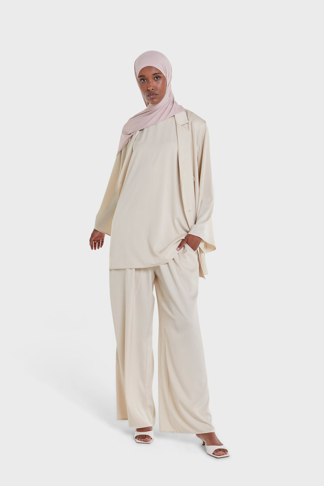 Satin Sleeveless Haut | Sable