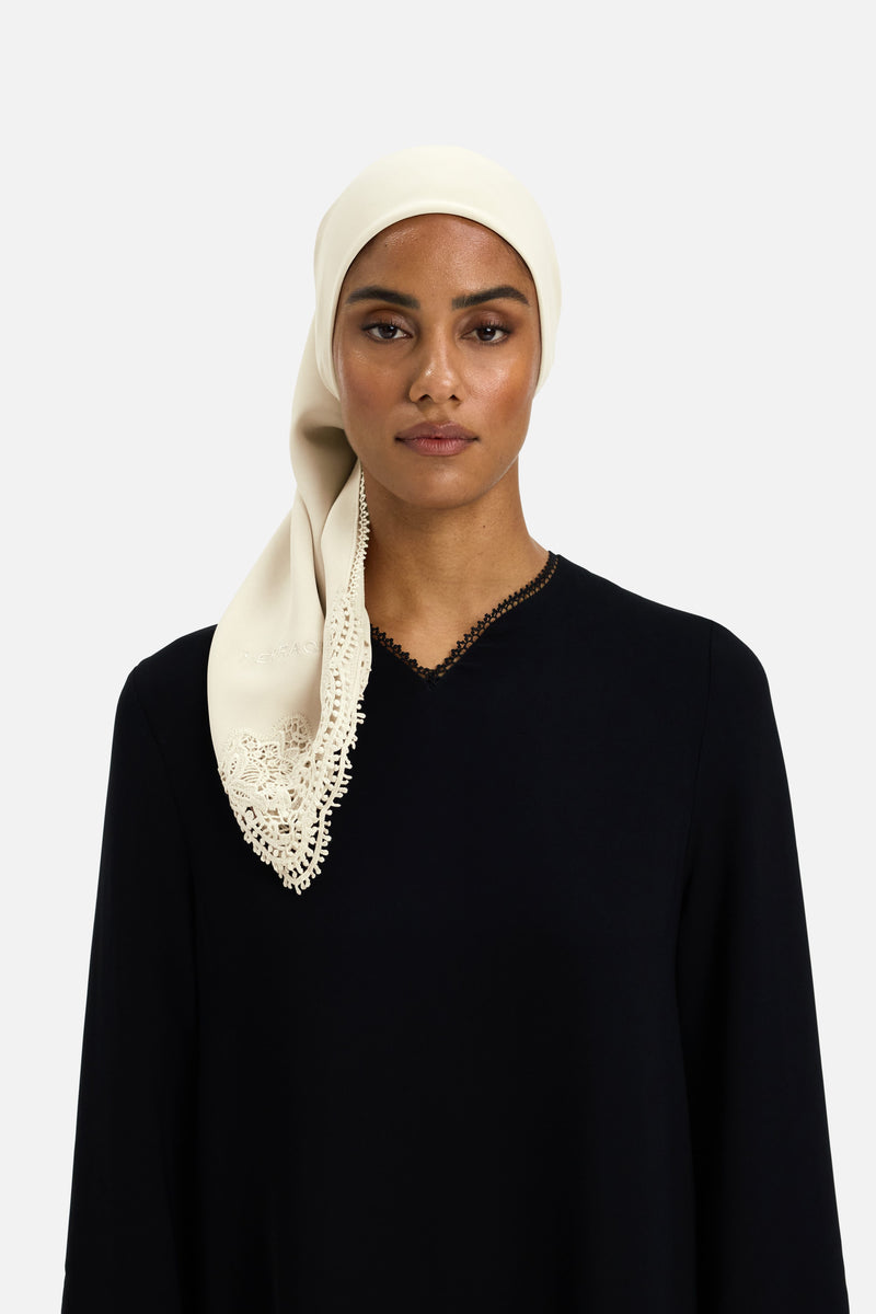 Picot Edge Bandana | Blanc cassé
