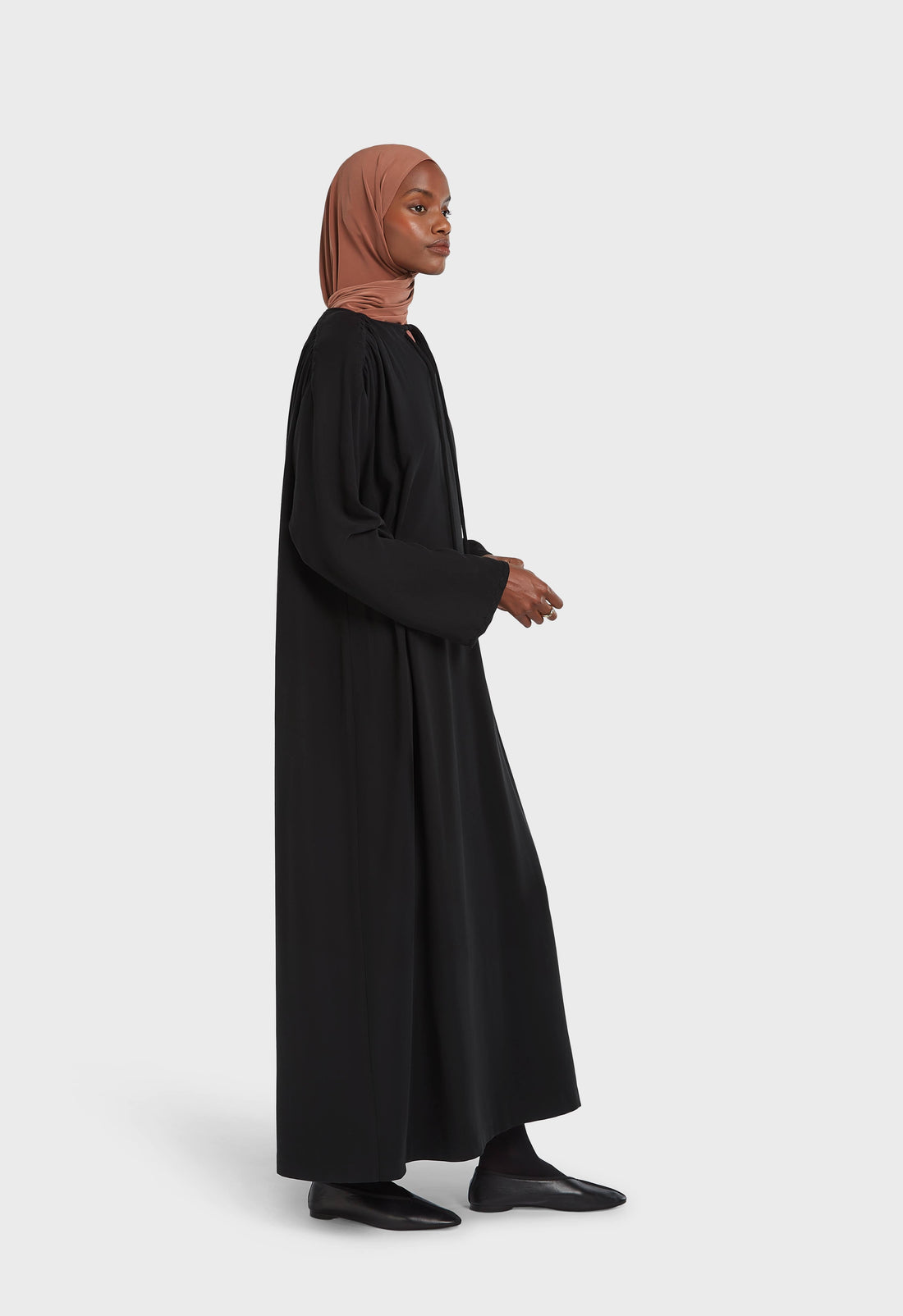 Soft Woven Tailored Robe | Noir
