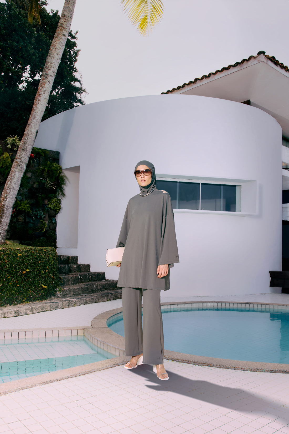 Essential Straight Swim Legging | Pierre